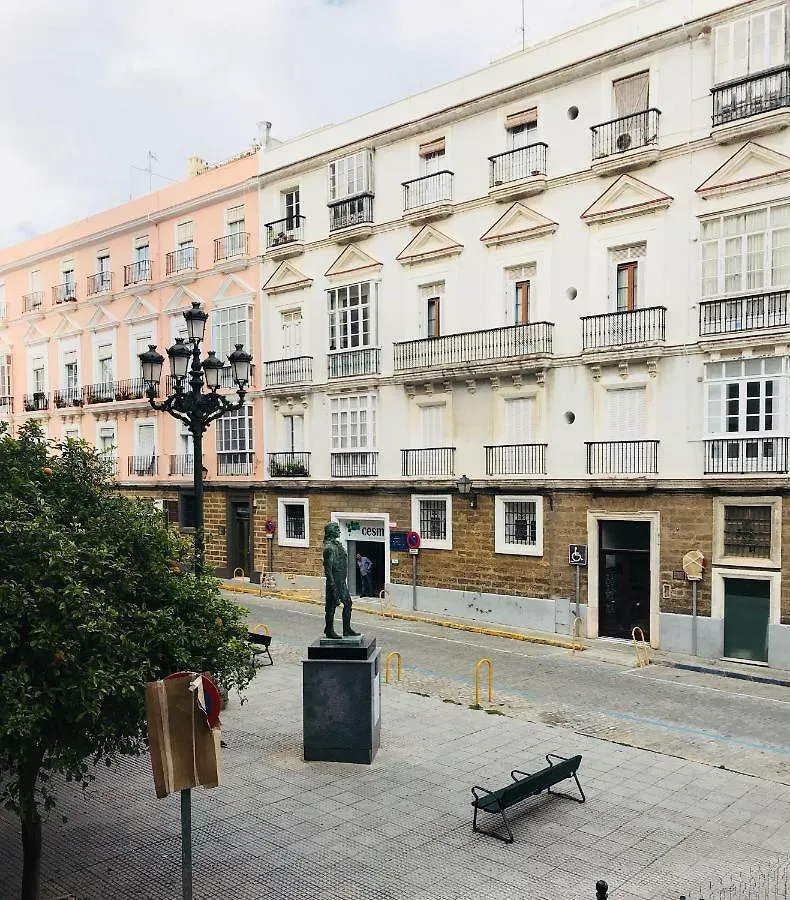 Casa De Las Cinco Torres Cádiz